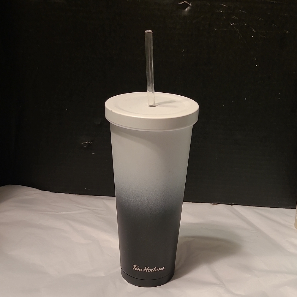 Tim Hortons 2023 Stainless Steel Chilly Tumbler 24oz New (Cold drinks only)
